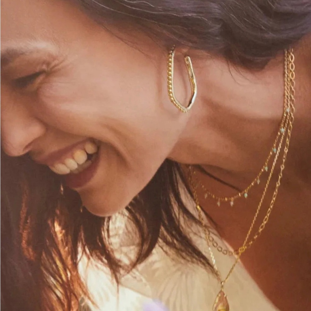 Kendra Scott Gold Lonnie Beaded Hoop - Picture 3 of 3